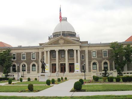 Image of Mineola, New York Image of Mineola, New York
