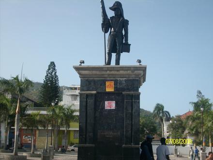 Kuva kohteesta Dessalines Kuva kohteesta Dessalines