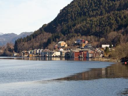 Slika mesta Surnadalsøra Slika mesta Surnadalsøra