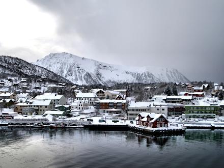 Slika mesta Stokmarknes Slika mesta Stokmarknes