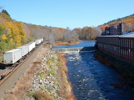 Image of Warren, Massachusetts Image of Warren, Massachusetts